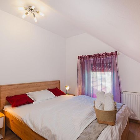 Pitstop Apartments Dumbravita  Εξωτερικό φωτογραφία