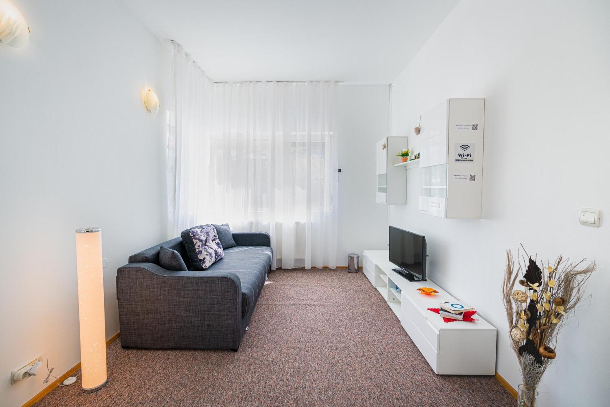 Pitstop Apartments Dumbravita  Εξωτερικό φωτογραφία